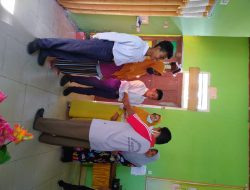 Siswa MTs Al-Badariyah Kupal Penerima Program PIP, di Berikan Langsung Kepsek
