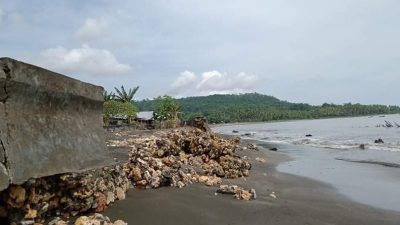Talud Rusak, Warga Desa Mira Minta Perhatian Pemerintah