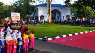 Vaksin Massal dan Jalan Sehat Warnai HUT PGRI Ke 76