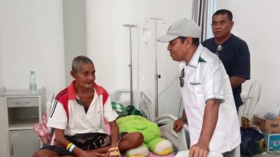 Padatnya Jadwal Kampanye, Jasri Usman Luangkan Waktu Besuk Pasien RS Obi